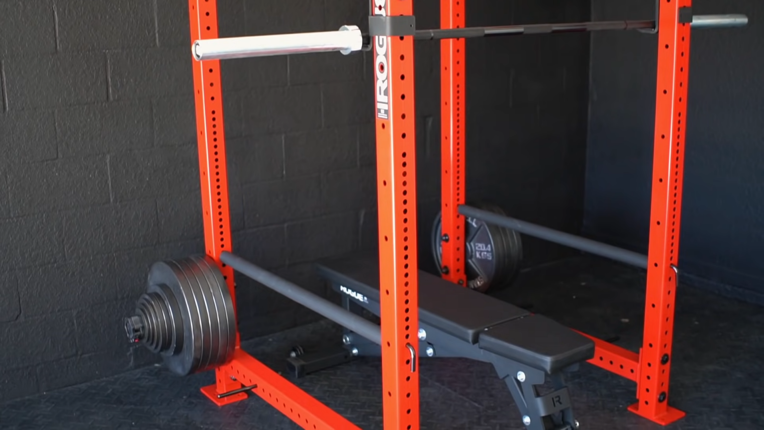 Half Rack vs Full Rack Home Gym Equipment Which is Good For Beginners in 2024