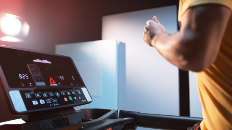 AstroRide A6.0 reebok treadmill interface