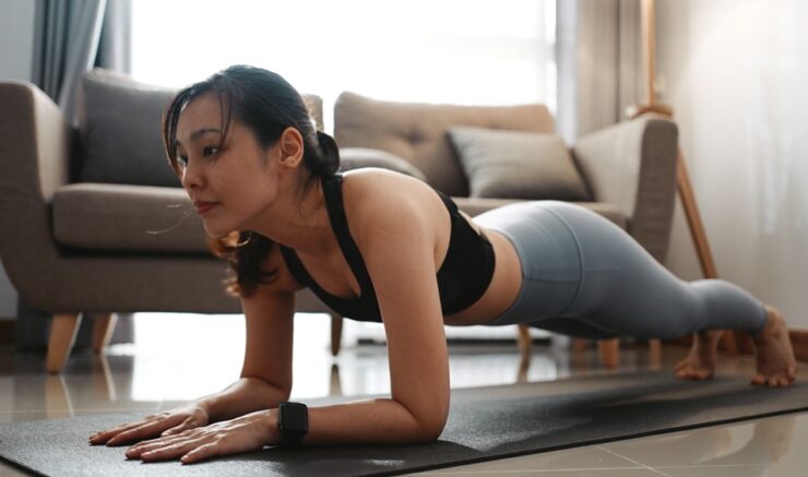 yoga plank pose