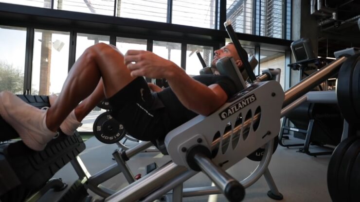 How much can leg press average do in one day
